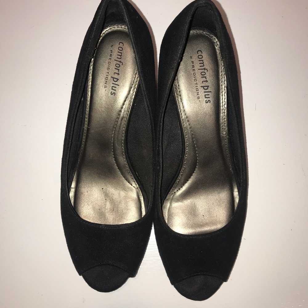BLACK WEDGES